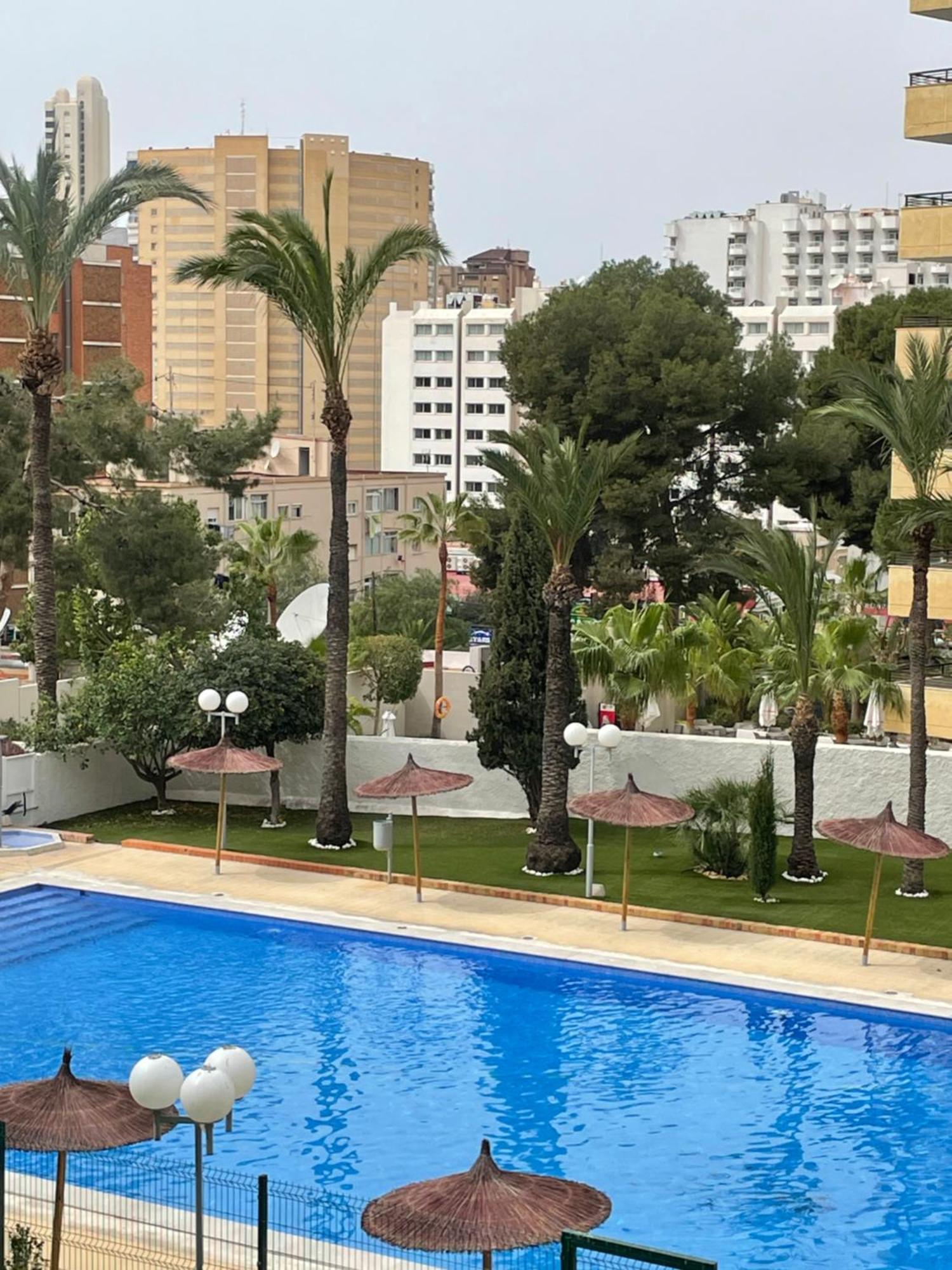 Bermudas-Turis Apartamentos Benidorm Exterior photo